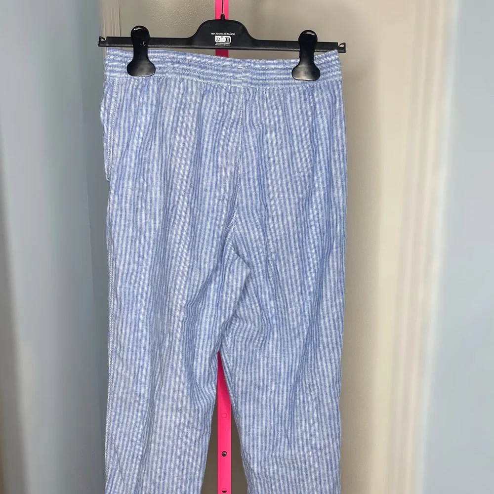 H&M Linen-Blend White & Light Blue Striped Pants size small
